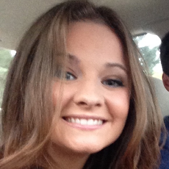 Meet your Posher, Kendall - Picture 1 of 1